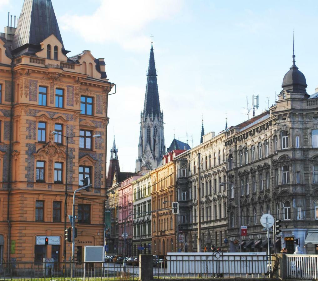 Apartments Centre In Style Olomouc Exterior photo
